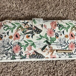 Floral White Wallet—BRAND NEW